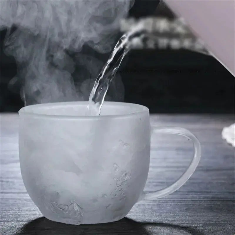Caneca Minimalista de Vidro Borosilicato Resistente ao Calor e Parede Dupla Casamarella