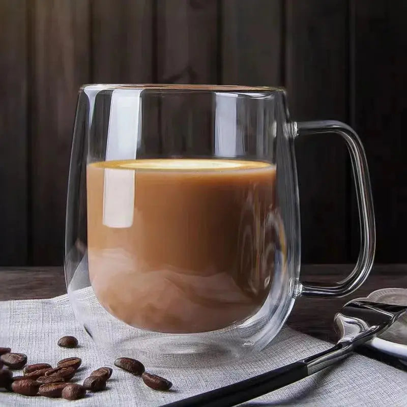 Caneca Minimalista de Vidro Borosilicato Resistente ao Calor e Parede Dupla Casamarella