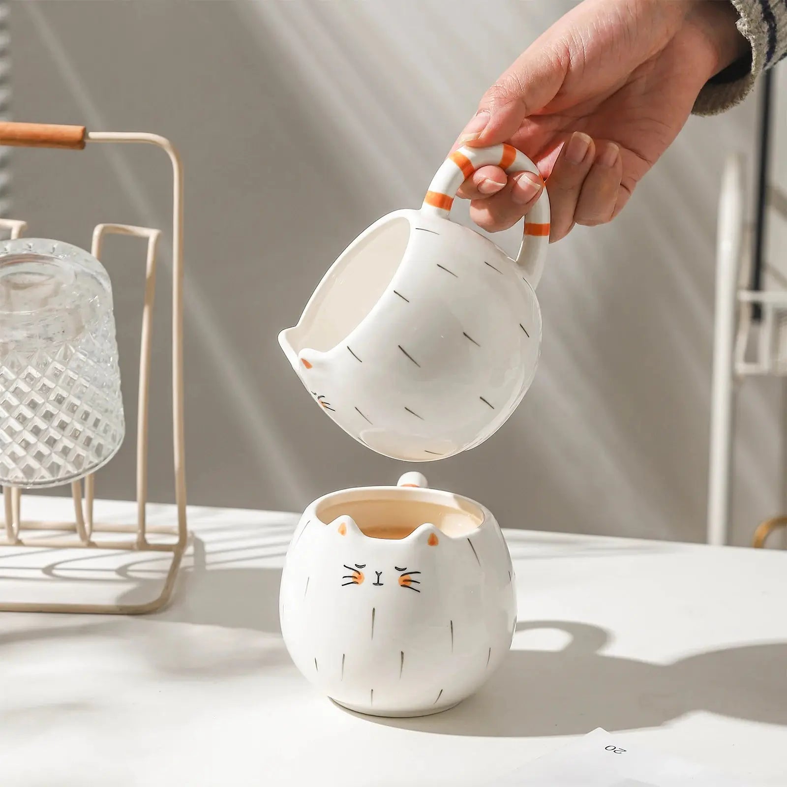 Caneca de Cerâmica com Orelhas de Gato Casamarella