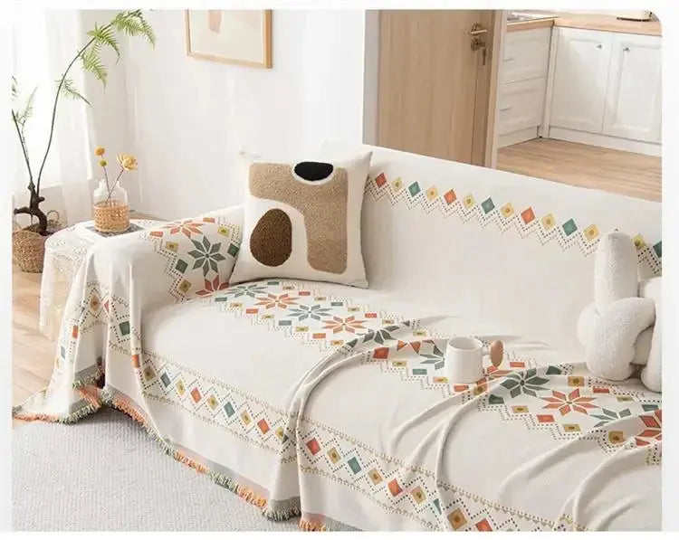Capa de Sofá Decorativa Boho 100% Poliéster com Estampa Étnica e Franjas Casamarella