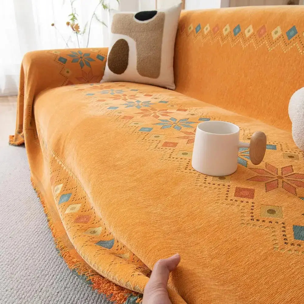 Capa de Sofá Decorativa Boho 100% Poliéster com Estampa Étnica e Franjas Casamarella