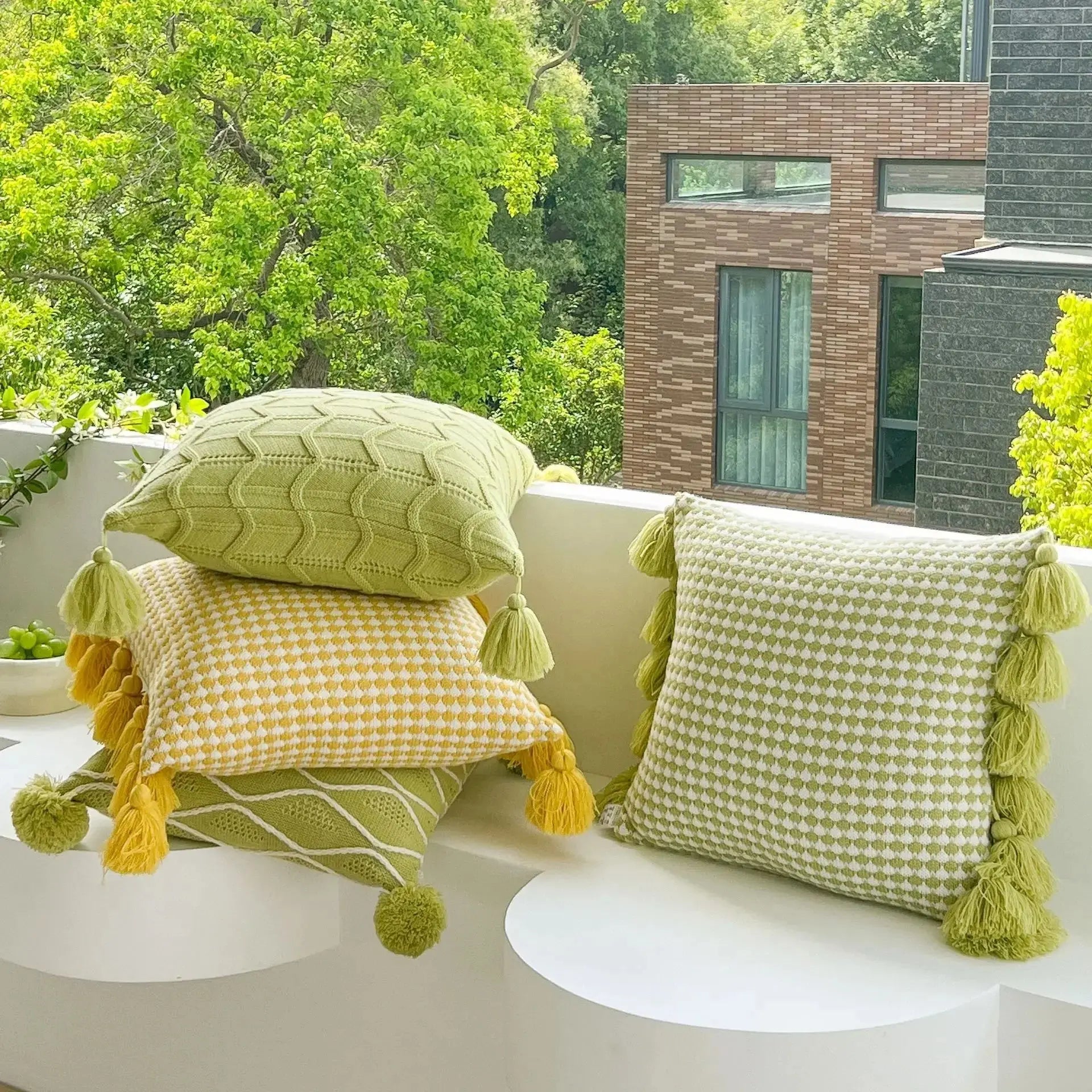 Capas de Almofadas com Tramas e Borlas - Estilo e Conforto Casamarella