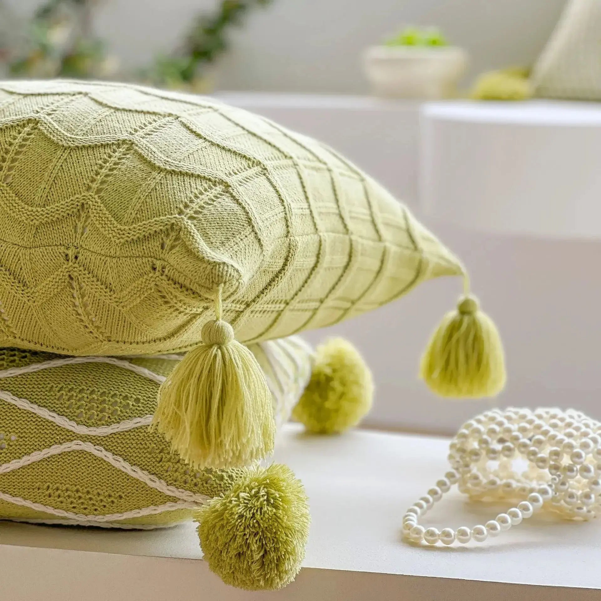 Capas de Almofadas com Tramas e Borlas - Estilo e Conforto Casamarella