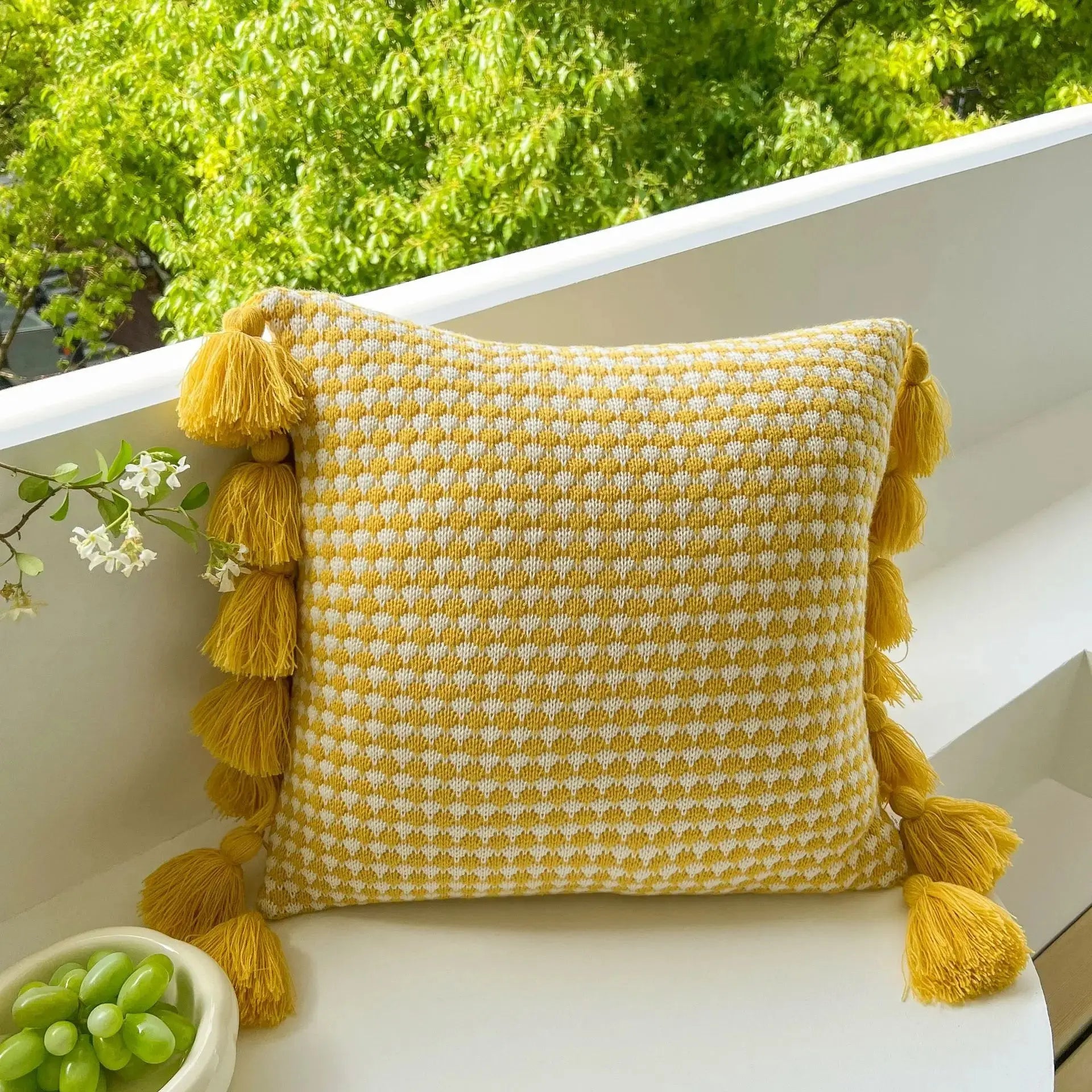 Capas de Almofadas com Tramas e Borlas - Estilo e Conforto Casamarella