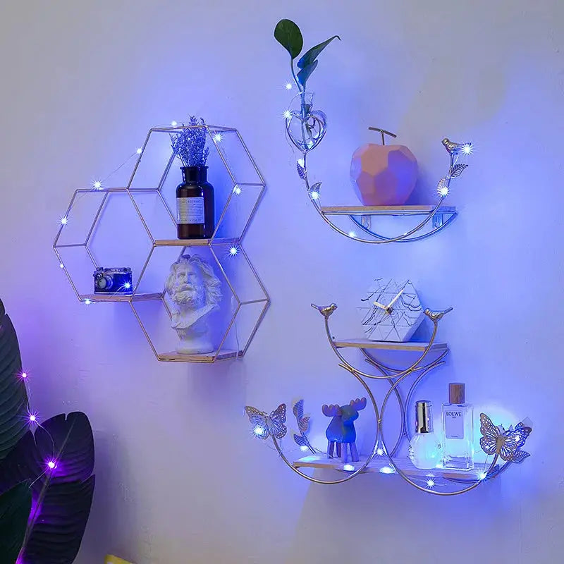 Prateleira Suspensa Hexagonal em Metal e Madeira Casamarella