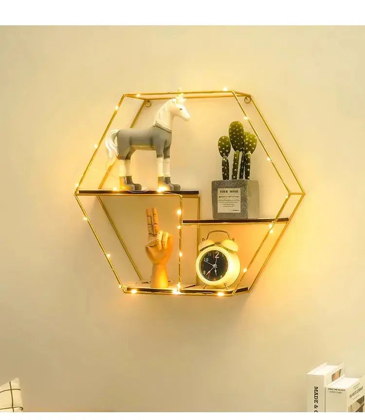 Prateleira Suspensa Hexagonal em Metal e Madeira Casamarella