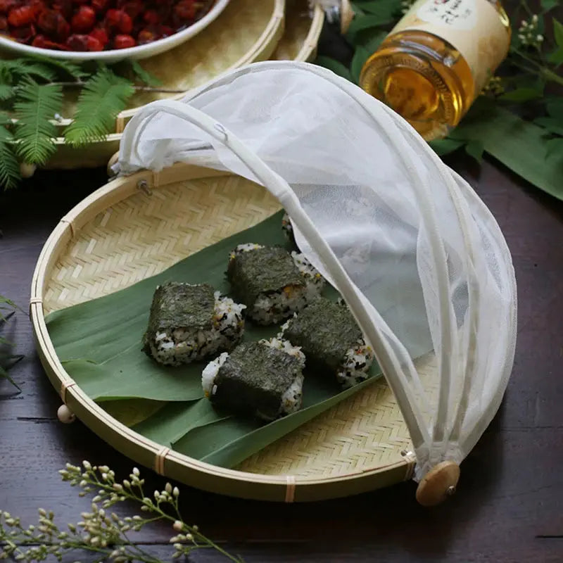 Bandeja de Bambu com Tenda de Tecido para Proteção de Alimentos Casamarella
