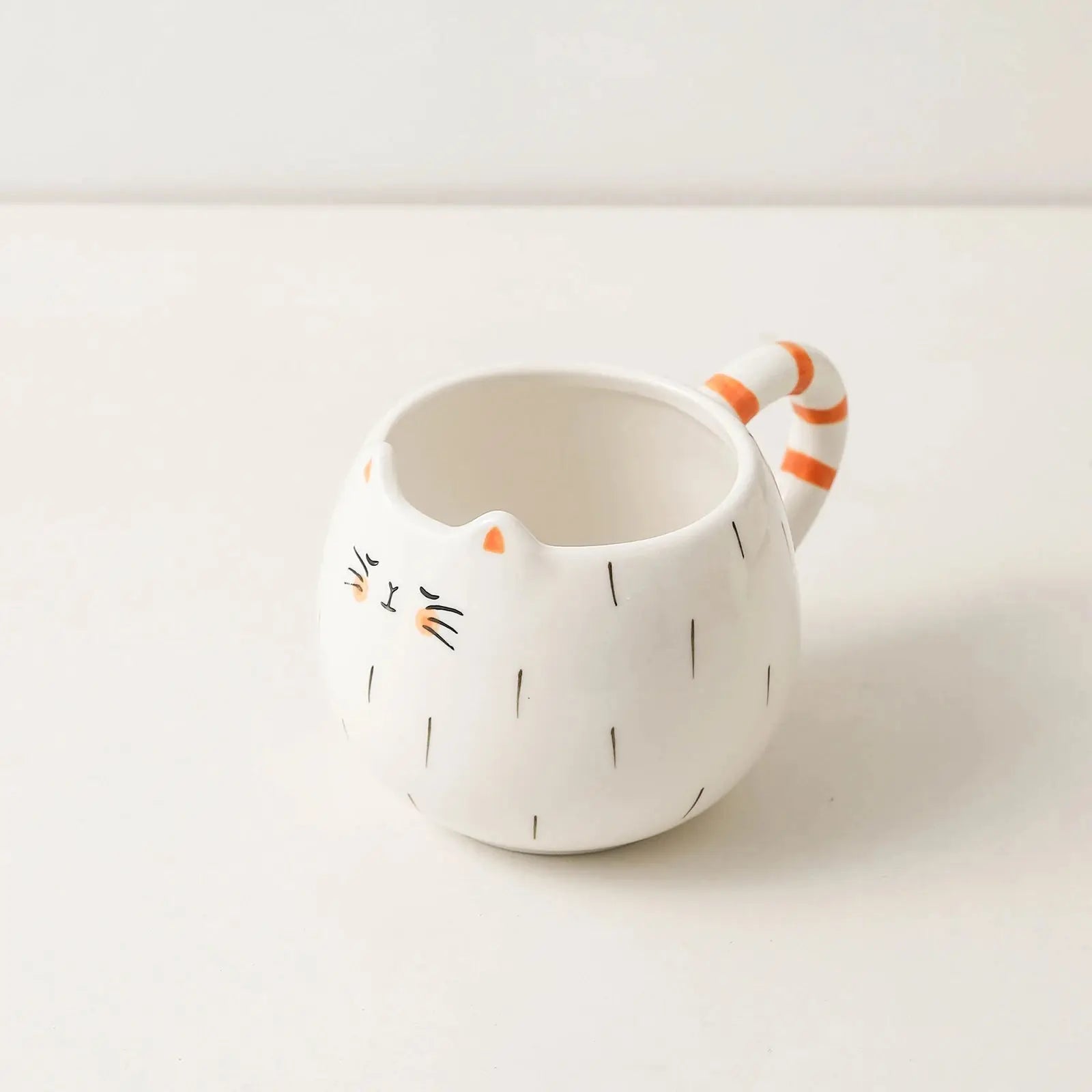 Caneca de Cerâmica com Orelhas de Gato Casamarella