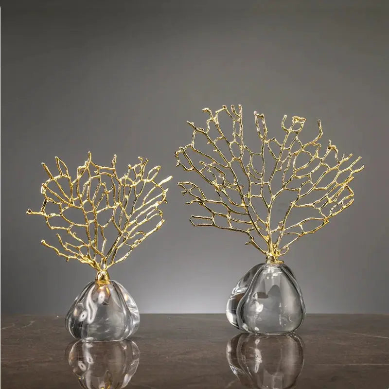 Estatueta Decorativa em Formato de Coral com Base de Vidro Casamarella