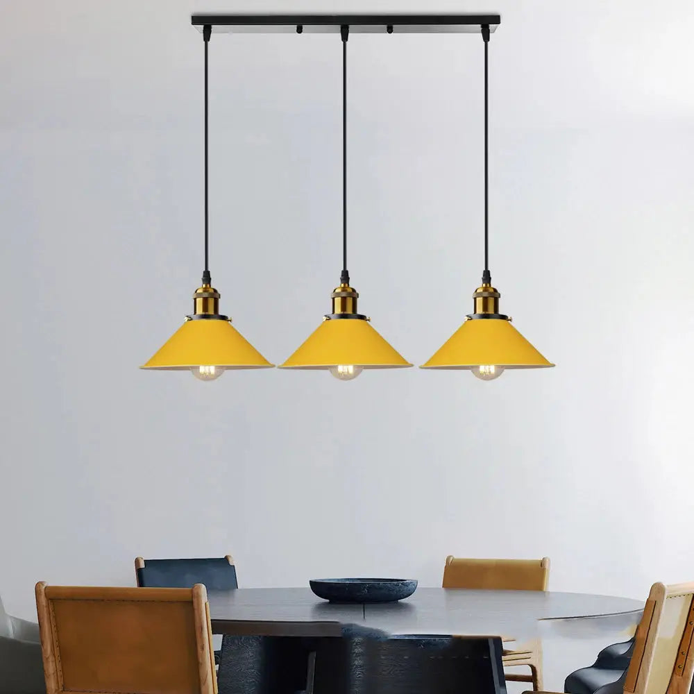 Luminária Pendente Tripla com Design Industrial Vintage Casamarella